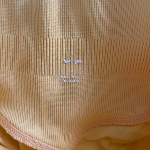 Dfyne Dynamic Shorts - Peach Sorbet - Picture 9 of 10